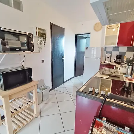 Apartment Le Louchonnais, T2, Wifi, 4 Personnes Bagnères-de-Luchon
