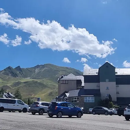 Apartment Le Louchonnais, T2, Wifi, 4 Personnes Bagnères-de-Luchon